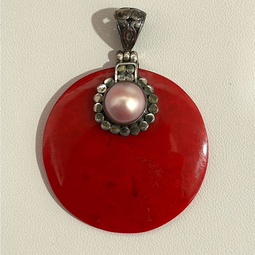925 circular coral w/ pearl necklace pendant, 2.75” drop